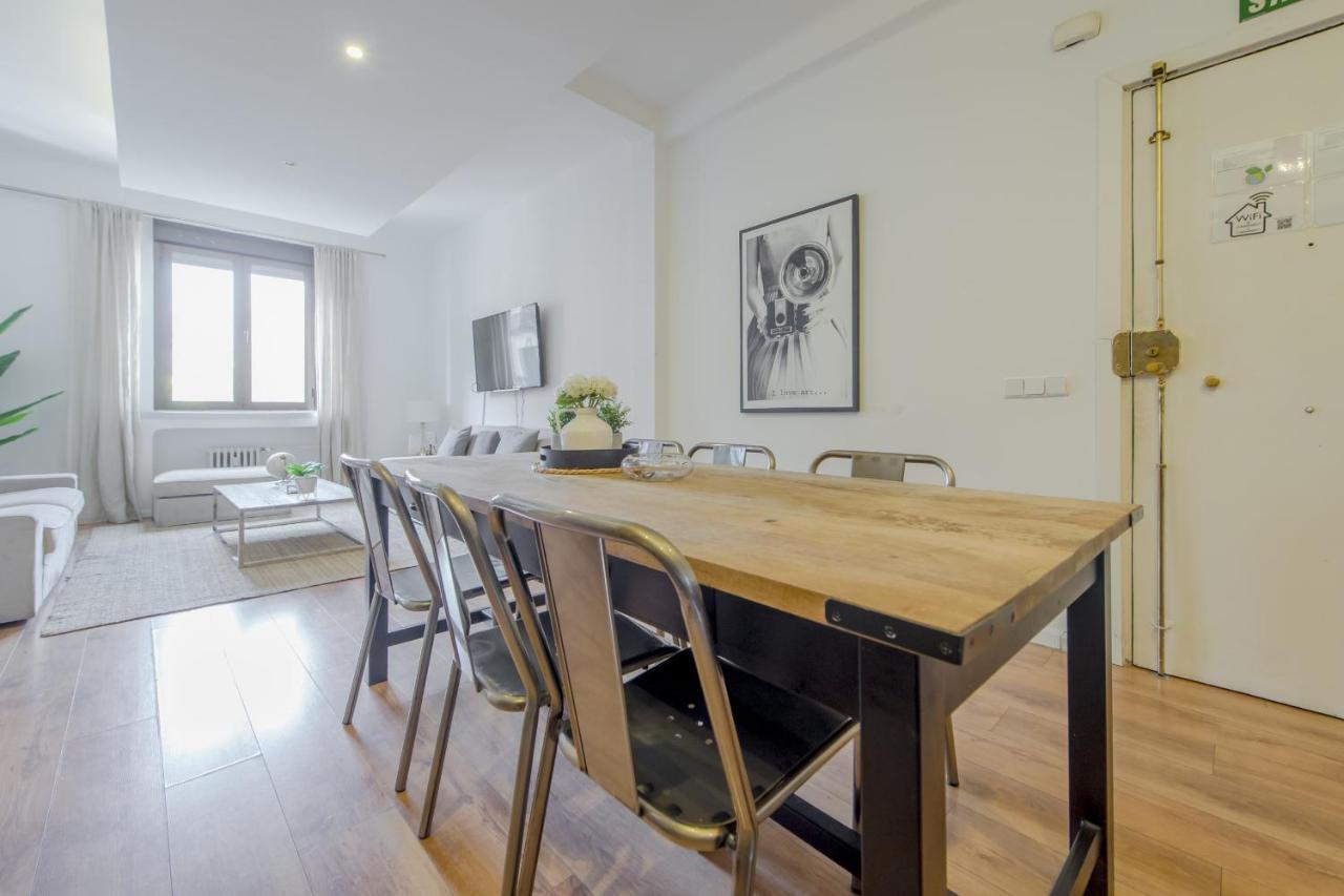 Ferienwohnung Luxury Apartamento De 5 Hab En El Centro De Madrid Exterior foto